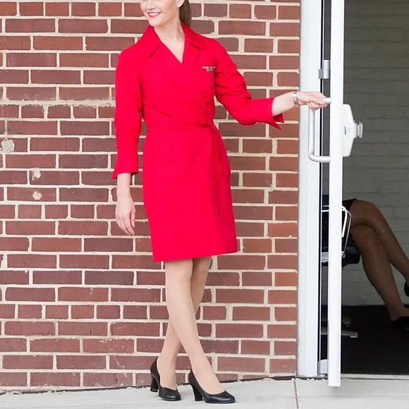 Delta Flight Attendant Uniform Red Wrap Dress by Richard Tyler Size 6 NWT - Picture 5 of 8